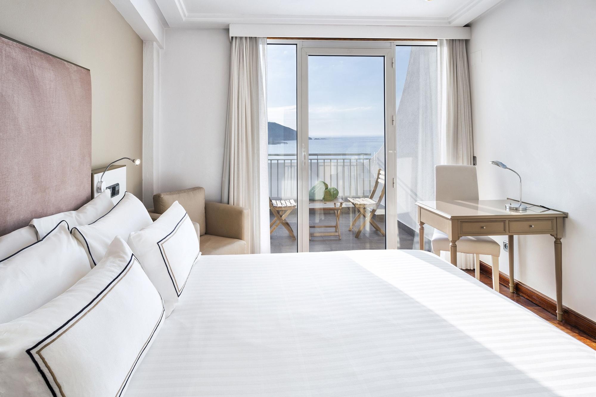 Melia Maria Pita Hotel A Coruna Ngoại thất bức ảnh